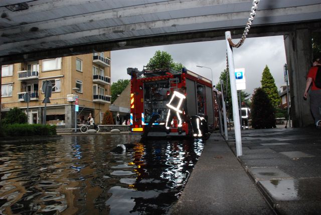 2008/233/20080807 031 Wateroverlast Pa Verkuyllaan.jpg